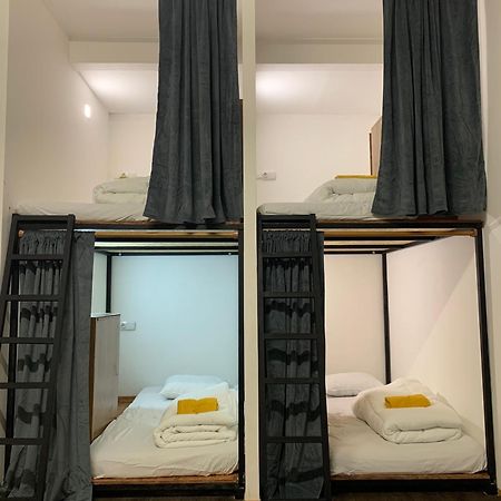 Spanglish Hostel เบนิดอร์ม ภายนอก รูปภาพ
