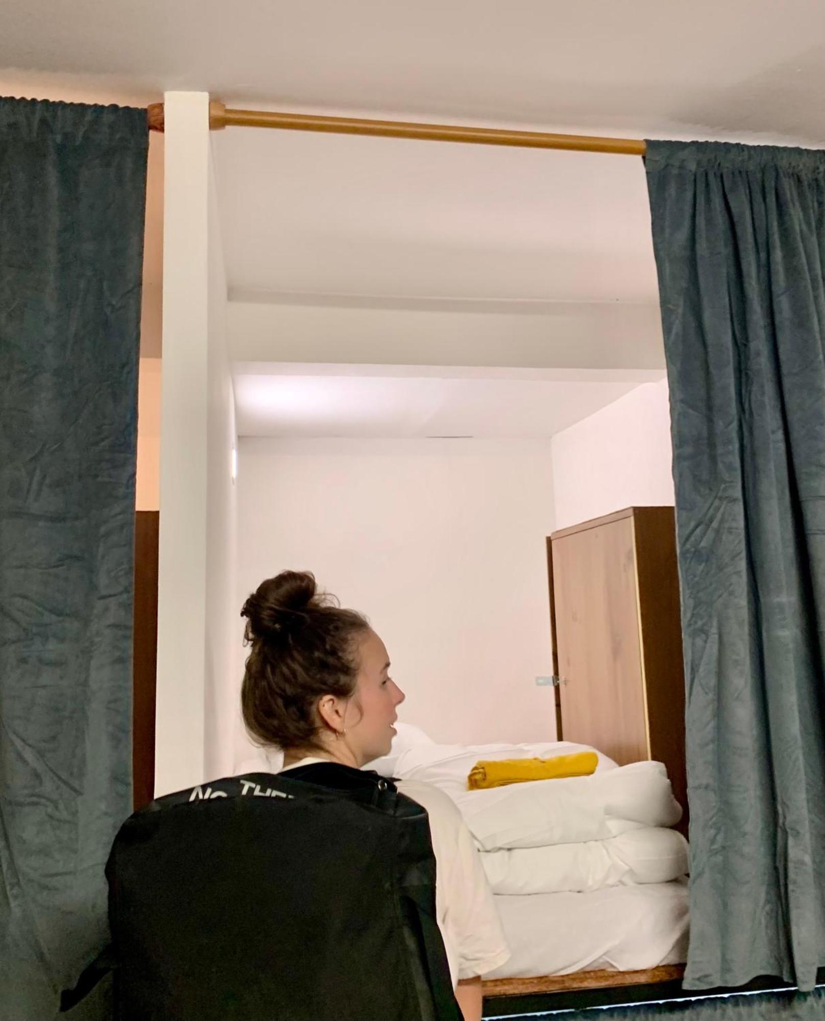 Spanglish Hostel เบนิดอร์ม ภายนอก รูปภาพ